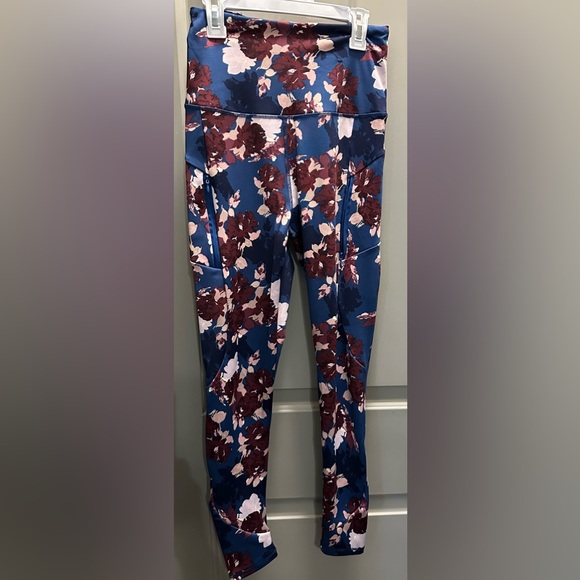 Kay Unger Size S Floral Leggings With Zip Pockets NWOT - Picture 1 of 5